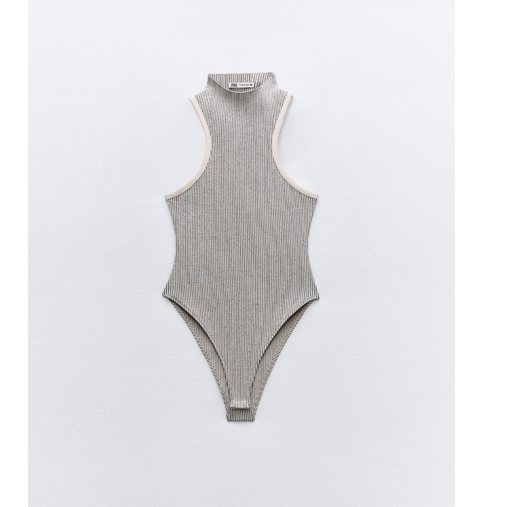 ZARA RIB HALTER BODYSUIT SIZE SMALL COLOR ECRU/BLACK